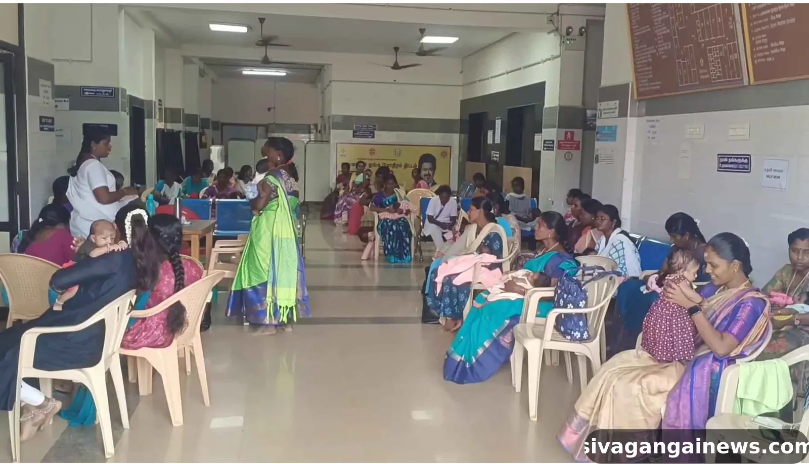 தாய்மாமன் தங்க மோதிரம் திட்டம் டோக்கன் கிடைத்தும்   ஆதார் சிக்கலால் தங்க மோதிரம் கிடையாது என திருப்பி அனுப்பிய மருத்துவமனை நிர்வாகம்  பச்சிளம் குழந்தையுடன் மகிழ்ச்சியாக காத்திருந்த பெண் ஏமாற்றம்.