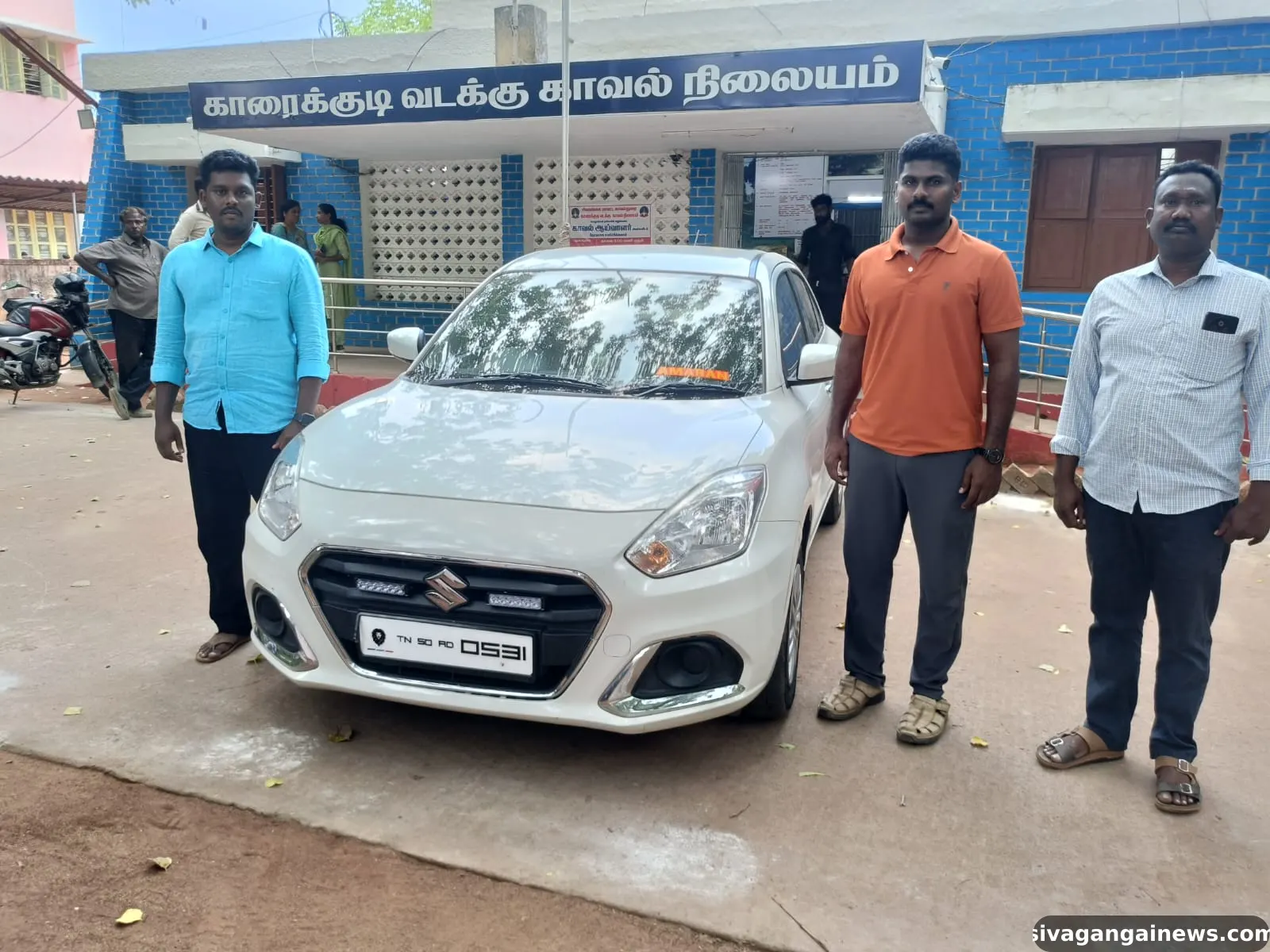 கார் திருடிய வழக்கில் இரண்டு சிறுவர்கள் கைது