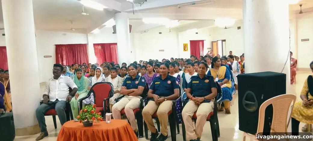 சிங்கப்பெண் சிறப்பு அதிரடிப்படை மாணவிகளுக்கு பாதுகாப்பு விழிப்புணர்வு