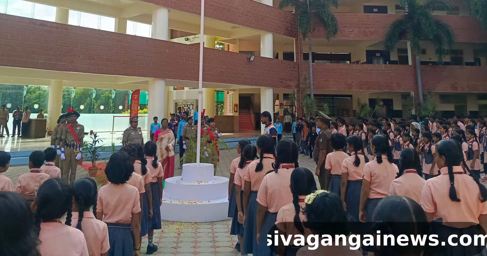 செல்லப்பன் வித்யா மந்திர் பள்ளியில் சுதந்திரதினவிழா